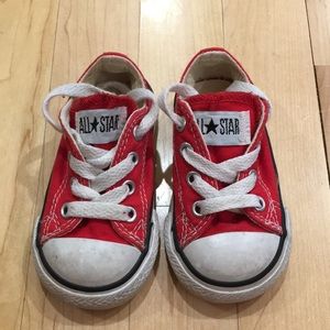 Size 4 Converse